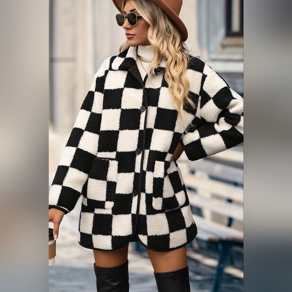 LAST ONE 💥Checkered Teddy Jacket Coat Plus Size 3X 💥Make and Offer - Picture 4 of 8